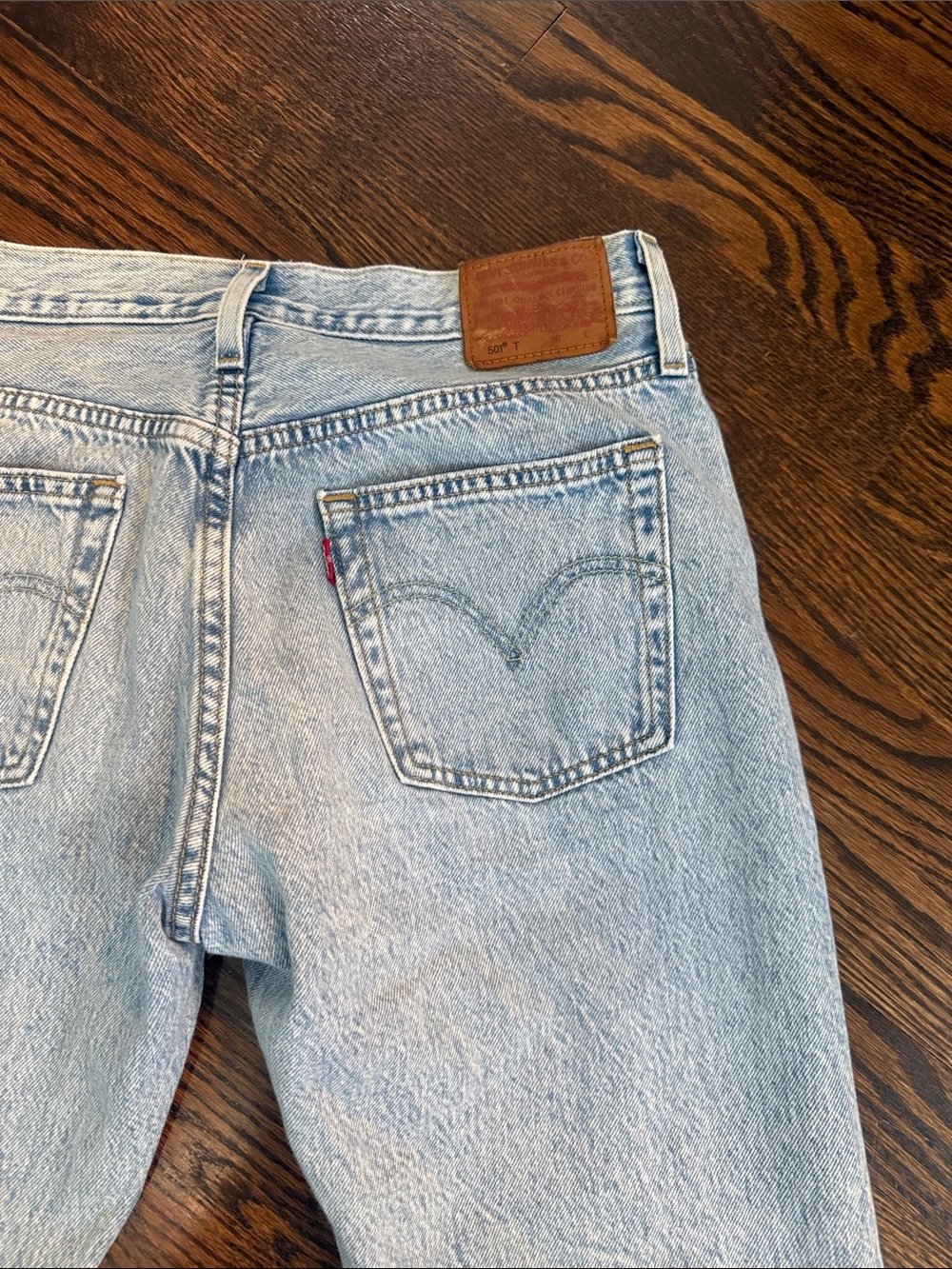 Levi's Premium 501 Taper Distressed Light Wash Jeans SZ 27